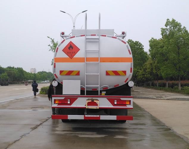 商车邦-交通运输部成立危险货物道路运输专家组